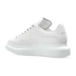 Oversized Sneaker
