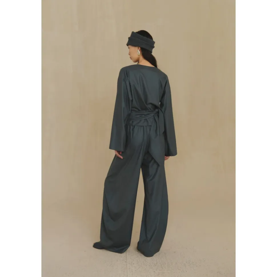 Pantalones Anchos Plisados