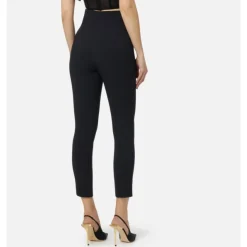 Pantalones capri con detalle de logo