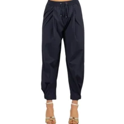Pantalones con cordón ajustable