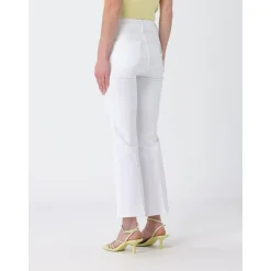 Pantalones cropped de tiro alto