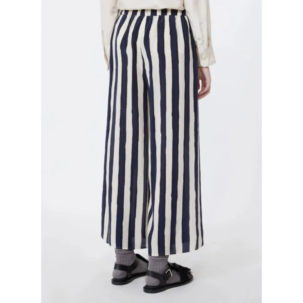 Pantalones Nirvana