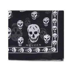 Pañuelo de seda con motivo de calavera y monogramas