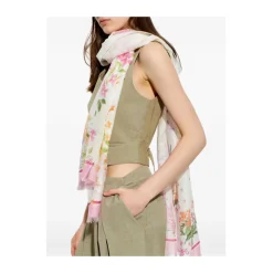 Pañuelo de seda cuadrado floral