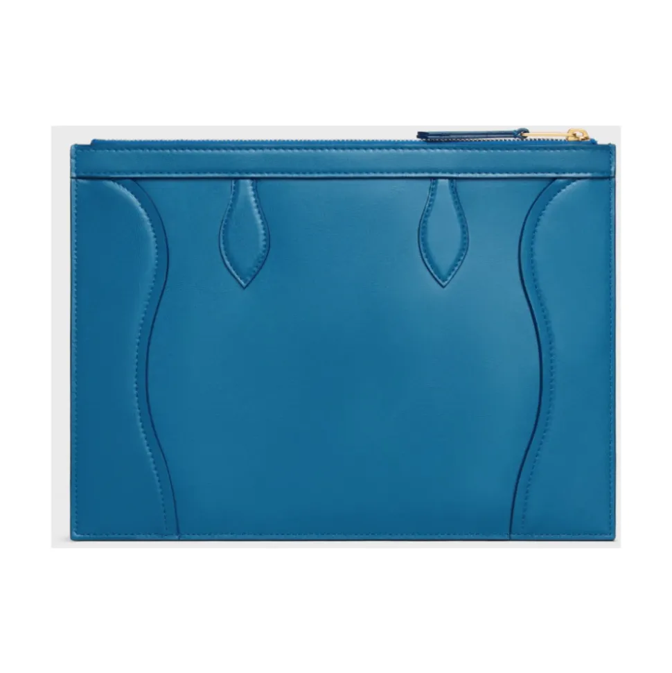 Pochette mediana en piel de becerro brillante