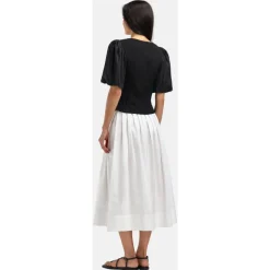 Romy Skirt