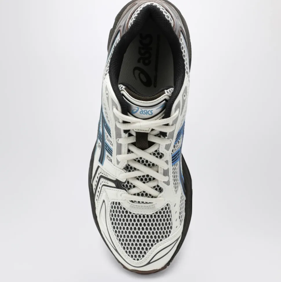 Running Shoes