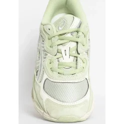 Running Shoes