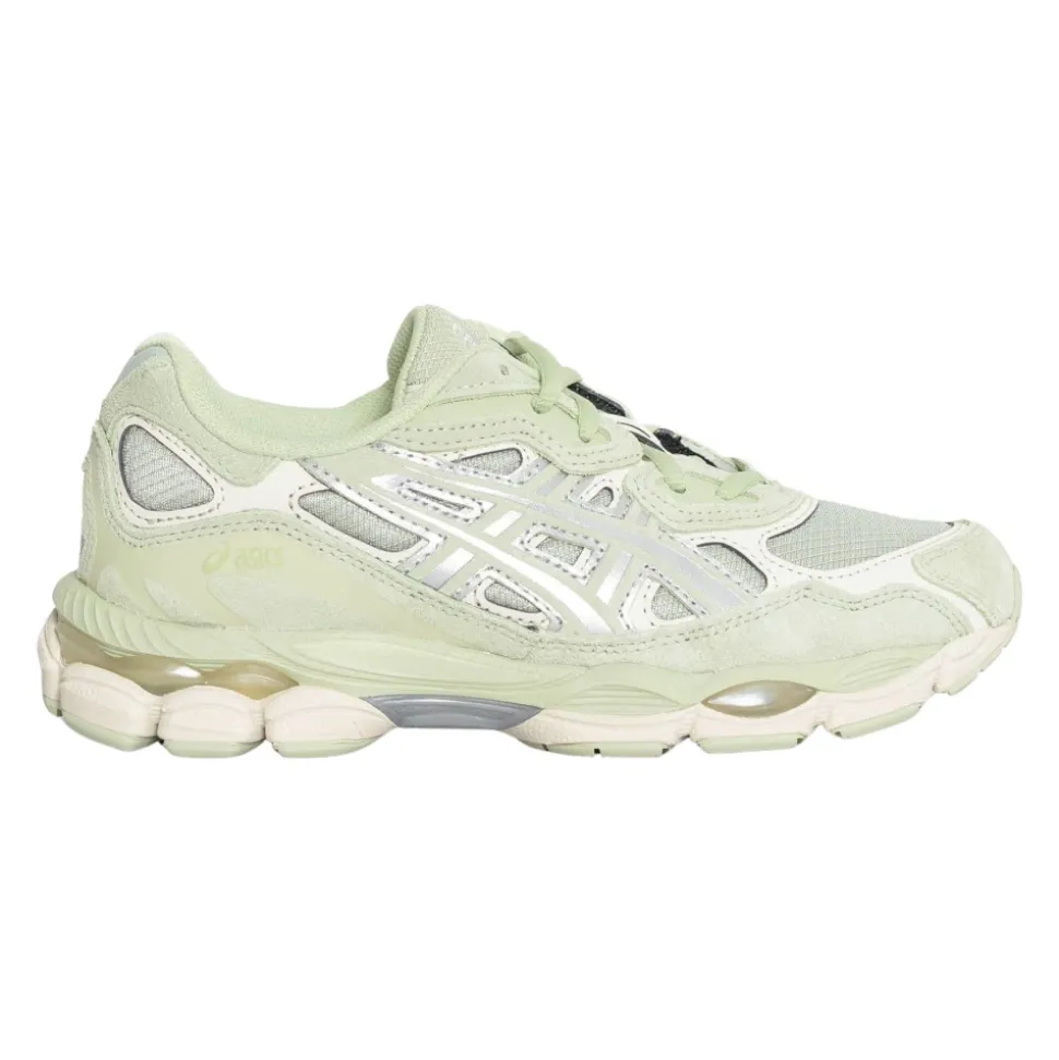 Running Shoes