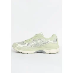 Running Shoes