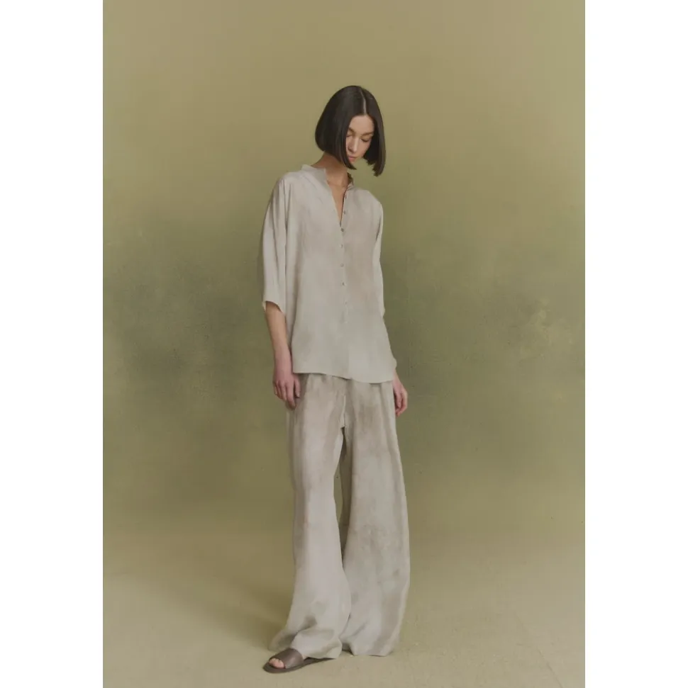 Salome, camisa de seda ceniza maltinto-