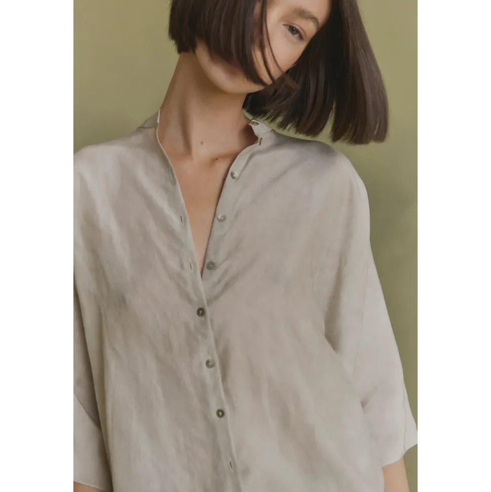Salome, camisa de seda ceniza maltinto-