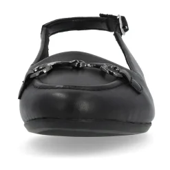 Sandalias planas negras para mujeres