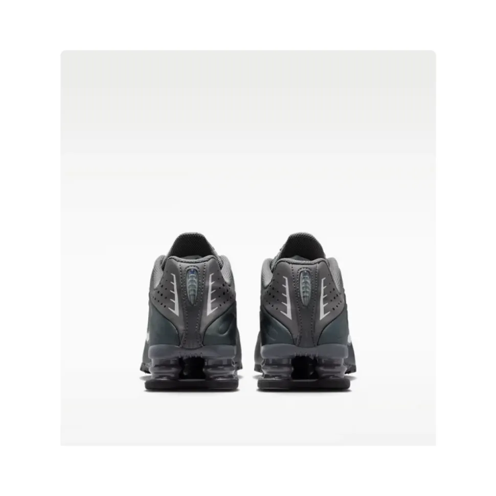 Shox R4