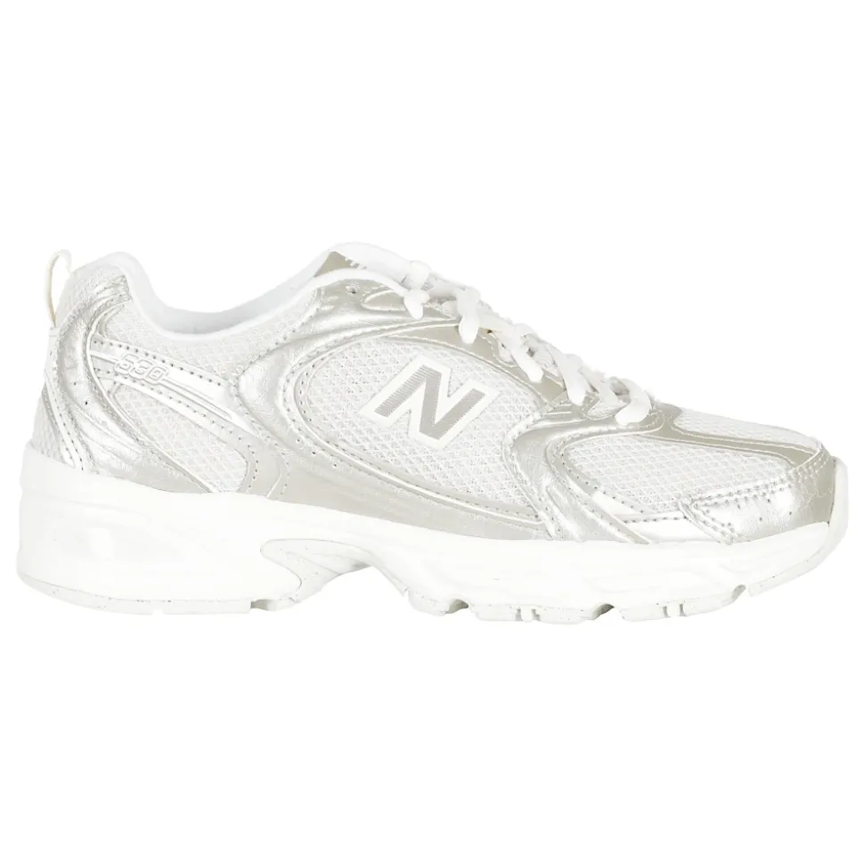 530 Sneakers