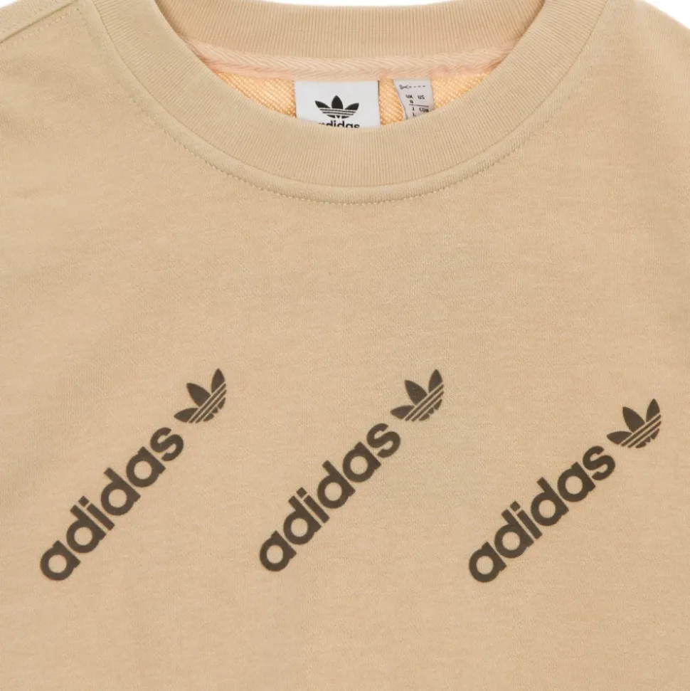Sweatshirts & Hoodies