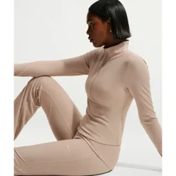 Top Ajustado con Cremallera de Un Cuarto Chill Knit