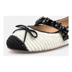 Tweed ballerina
