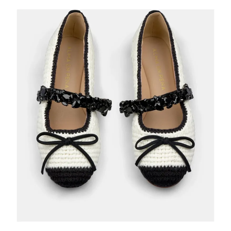 Tweed ballerina
