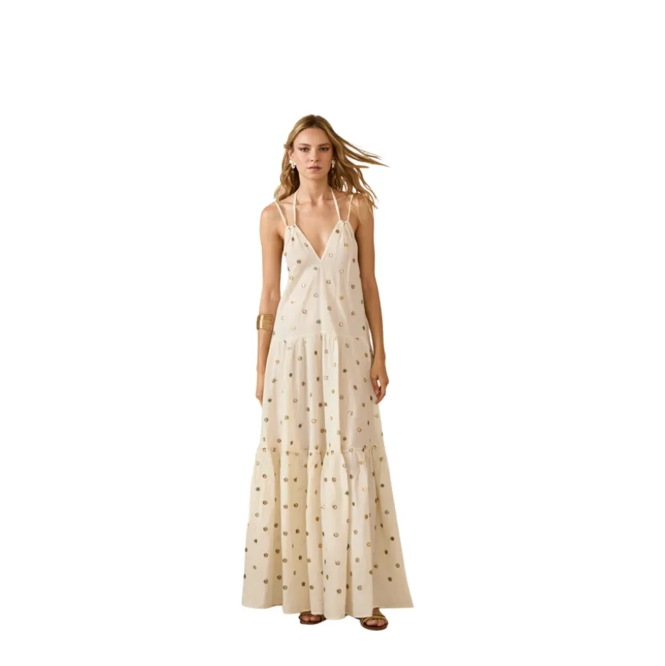 Vestido con aplicaciones