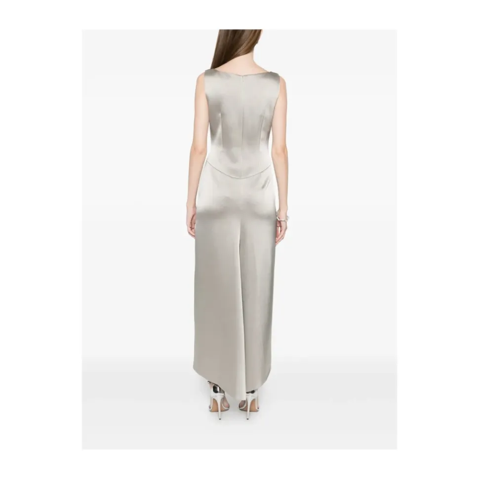 Vestido con Cuello Barco