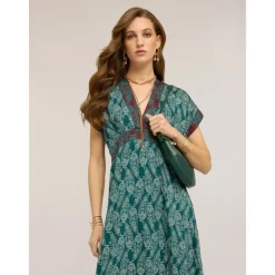 Vestido largo en satén con estampado de cachemira