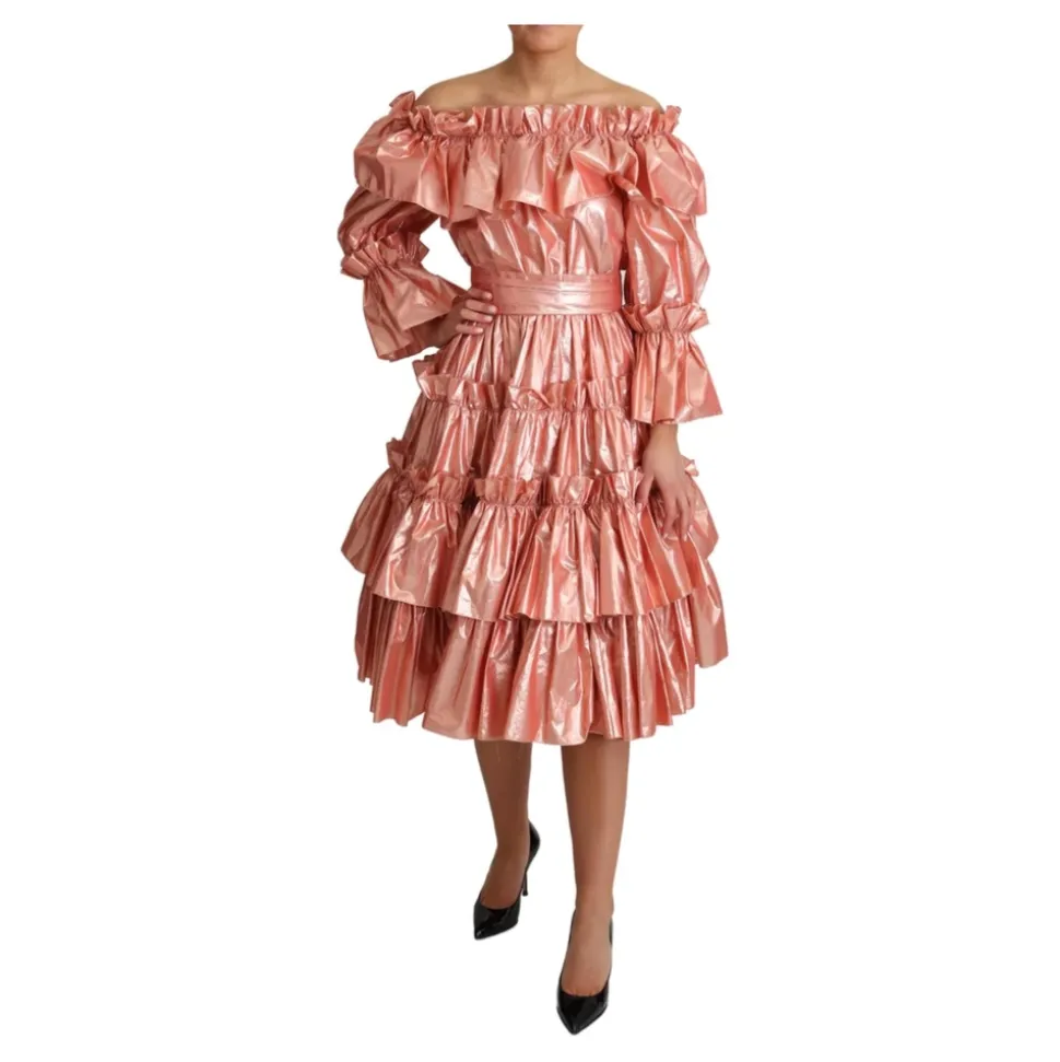 Vestido largo estilo A con detalles metálicos