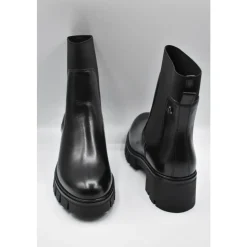 Zapato con cordones J-532