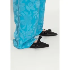 Zapatos con lazo