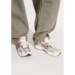 Zoom Vomero 5 Sneakers